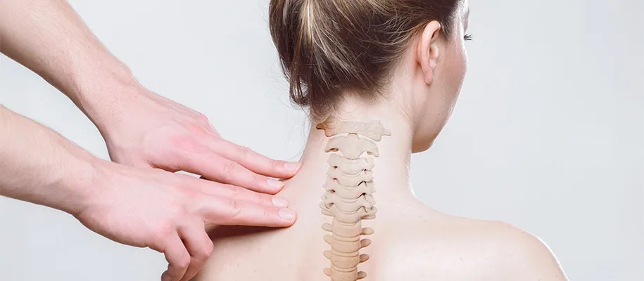 7 Factores que Retrasan la Curación Ósea | Especialista en Traumatología Tijuana Infografía comparativa: Cómo el tabaquismo y diabetes afectan el tiempo de curación de fracturas